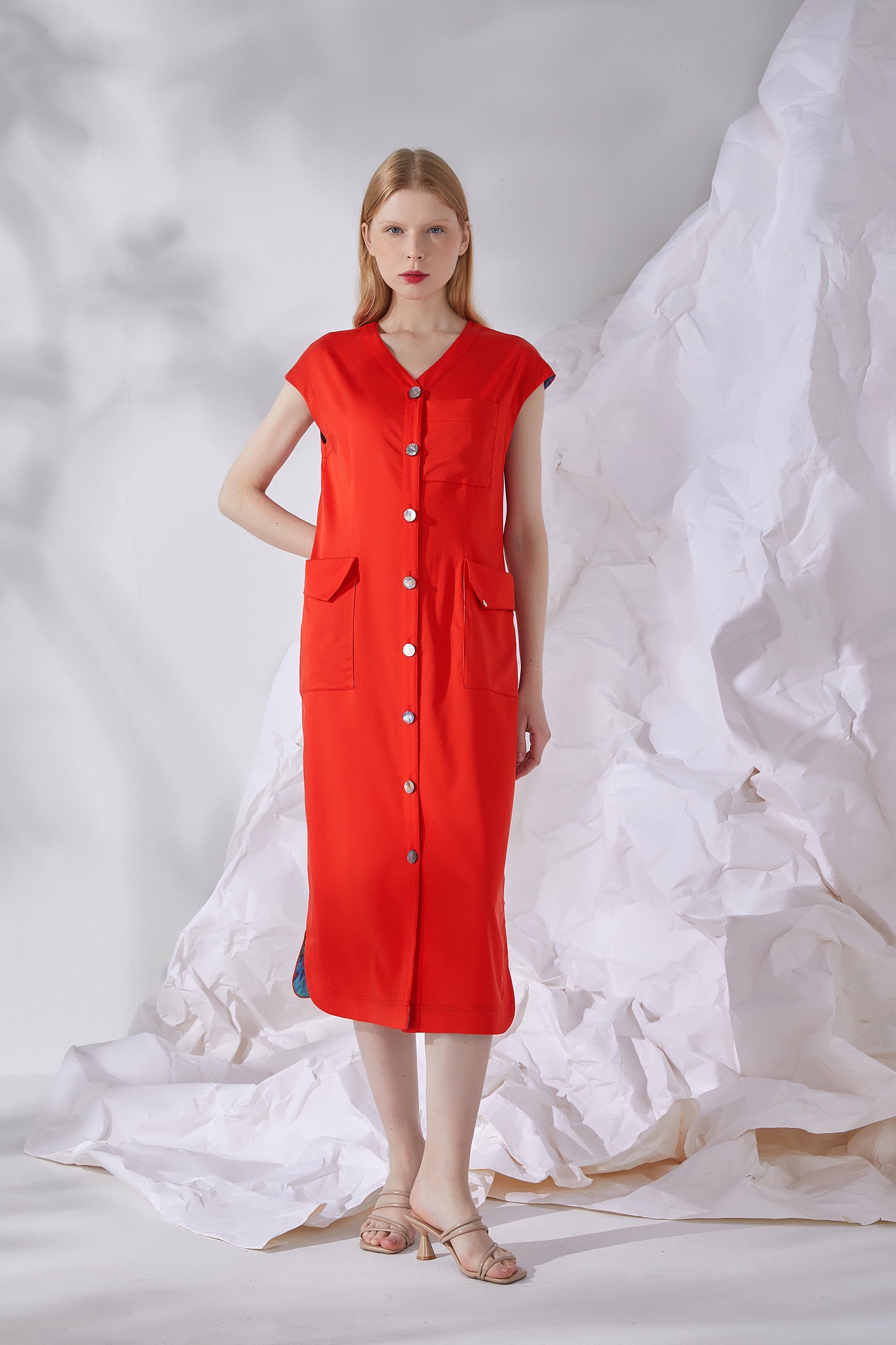 SHELLED BUTTON MIDI DRESS