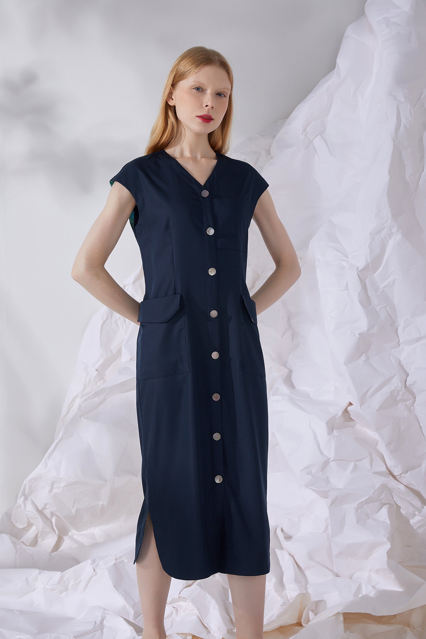 SHELLED BUTTON MIDI DRESS