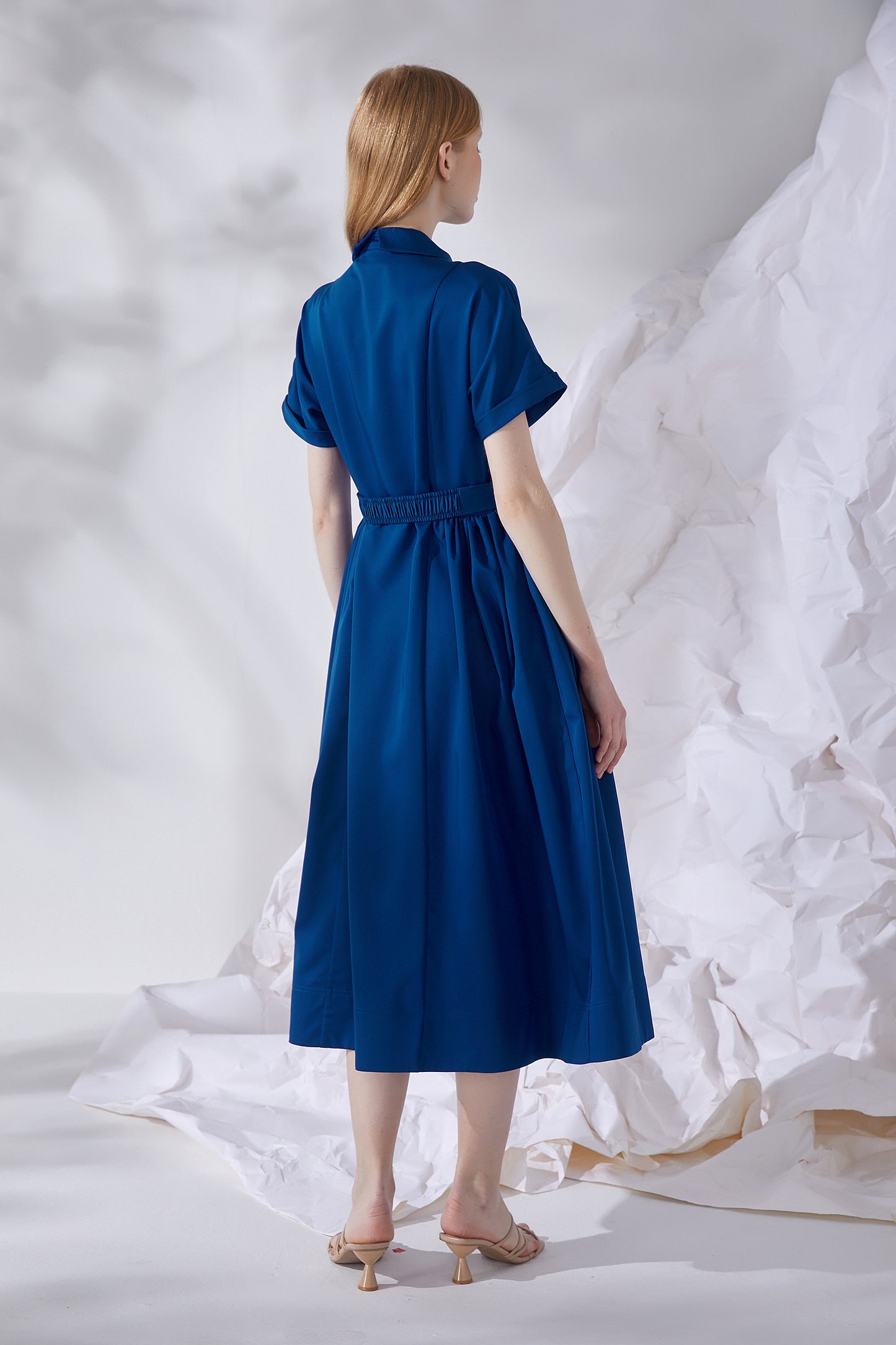 SEAMLESS SLEEVE MIDI DRESS