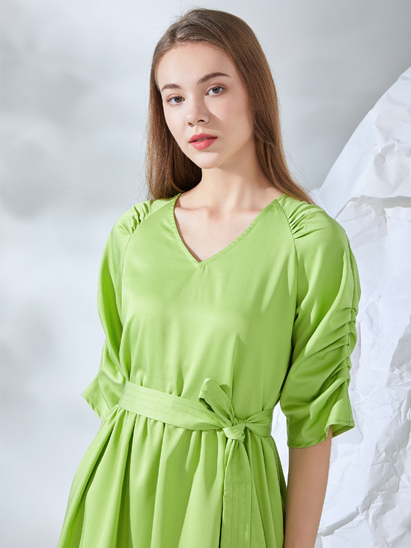 Final Pieces - GATHERED SLEEVE DRESS