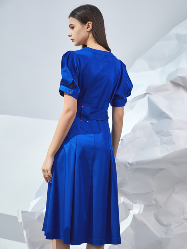 Final Pieces - DETAILED V-NECK DRESS