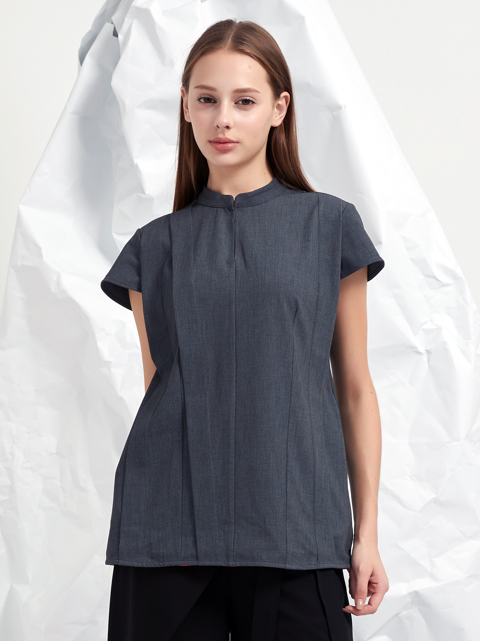 WOOL BLEND TENCEL PLEATED BLOUSE