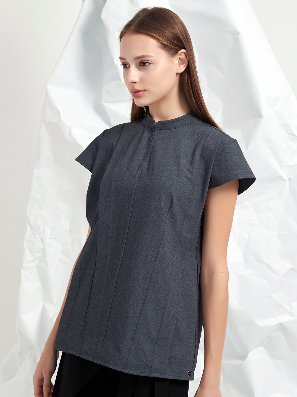 WOOL BLEND TENCEL PLEATED BLOUSE