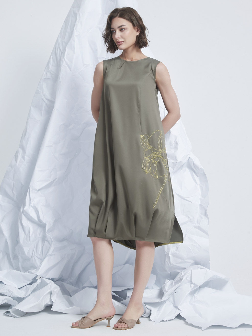 TUNIC EMBROIDERED MIDI DRESS