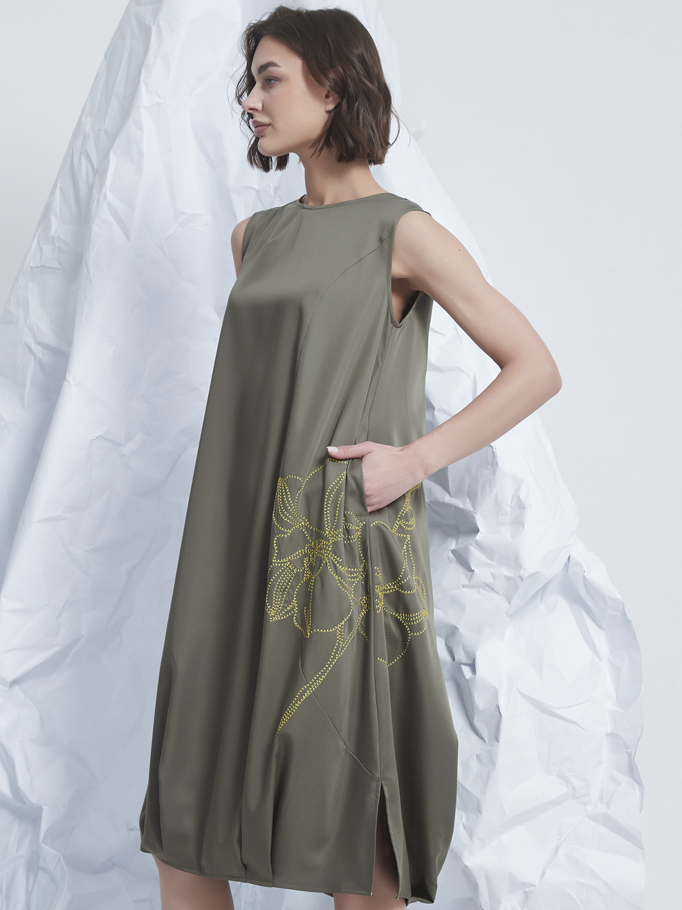 TUNIC EMBROIDERED MIDI DRESS