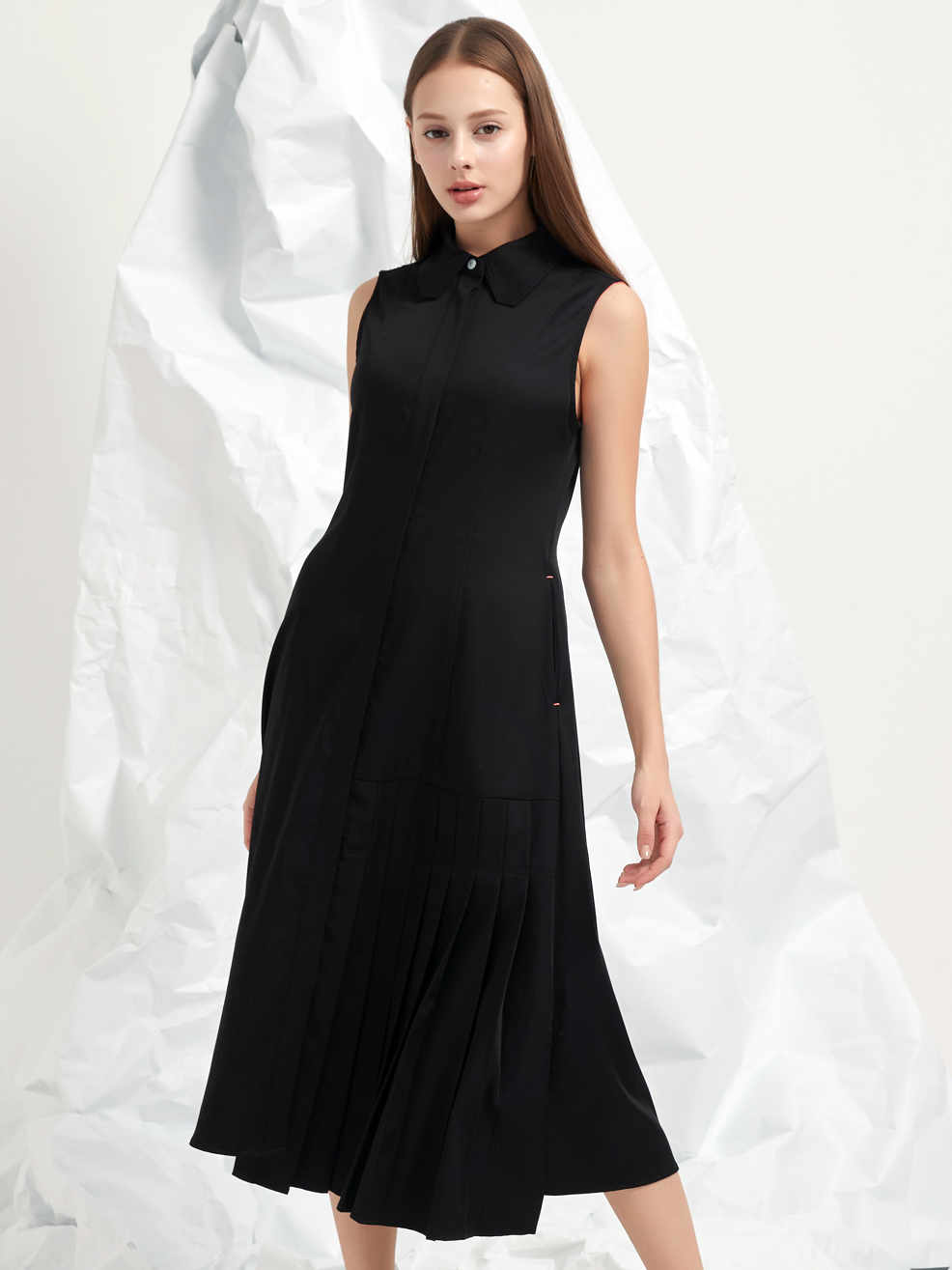 PLEATED PANELLED MIDI DRESS