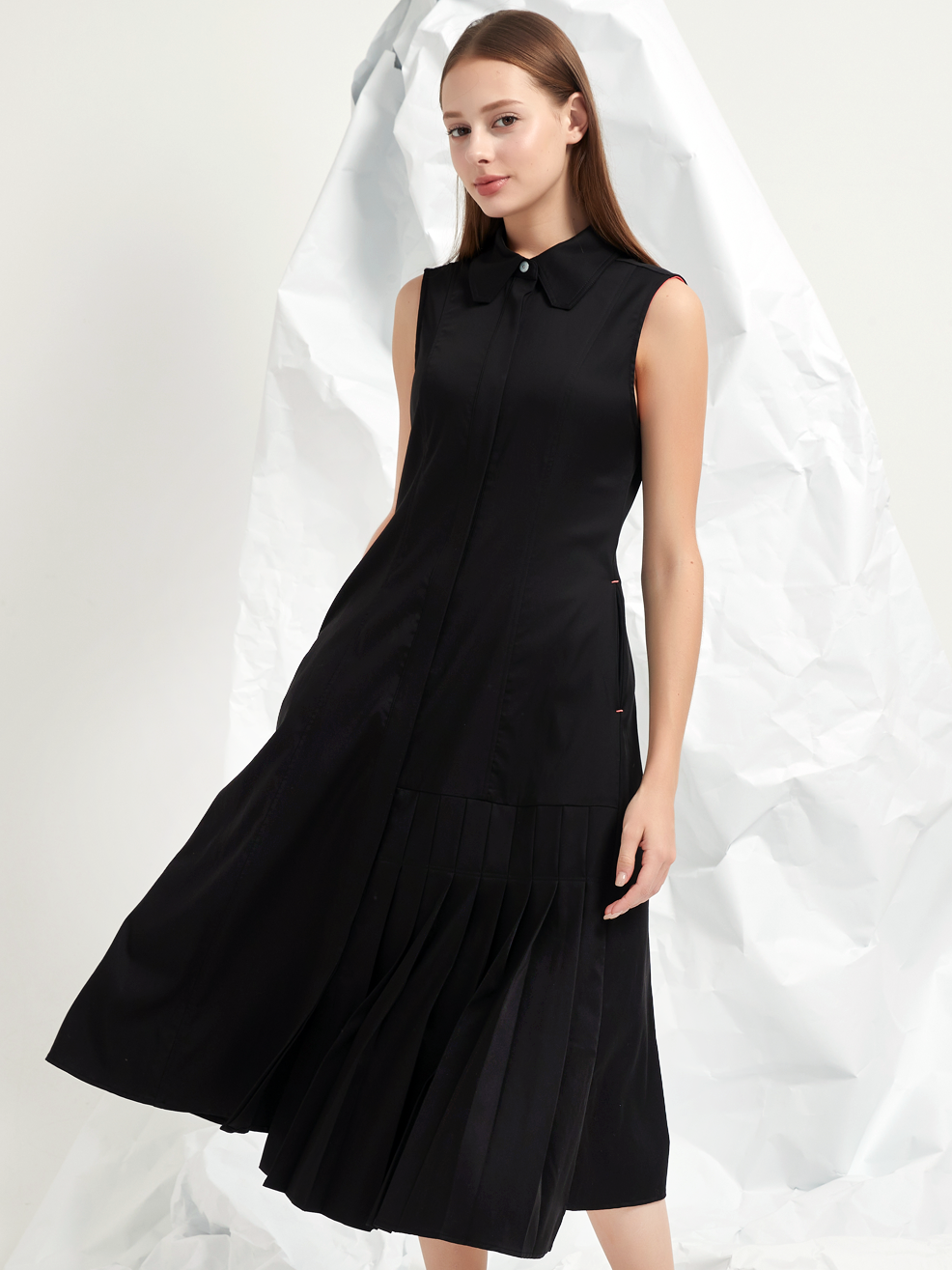 PLEATED PANELLED MIDI DRESS