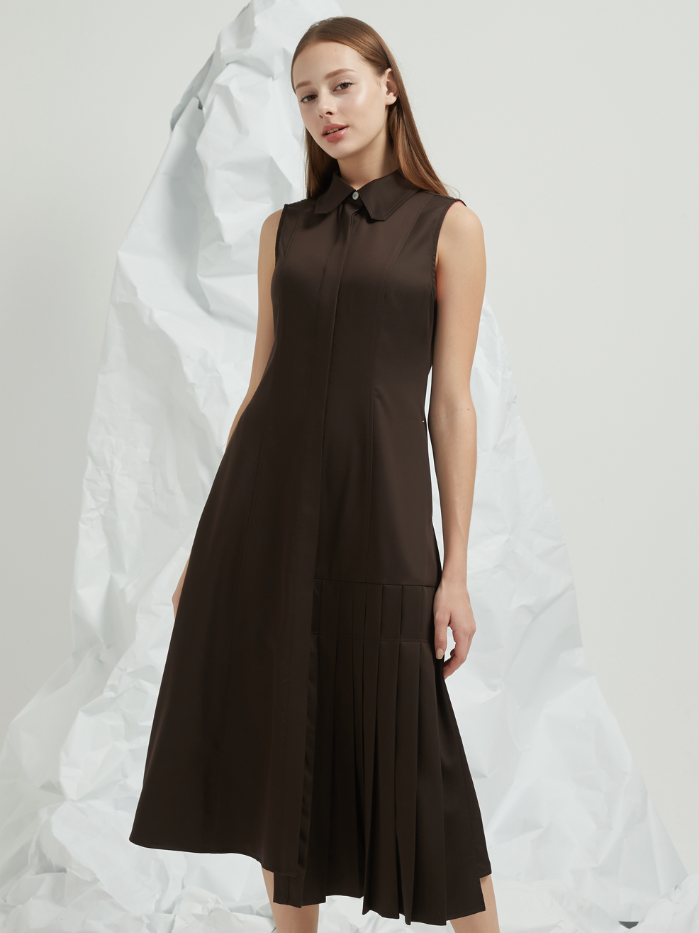 PLEATED PANELLED MIDI DRESS