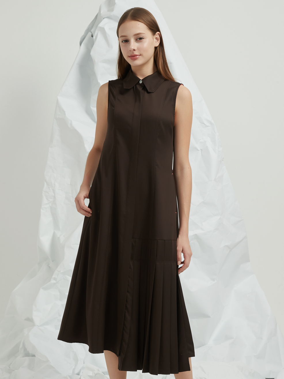 PLEATED PANELLED MIDI DRESS