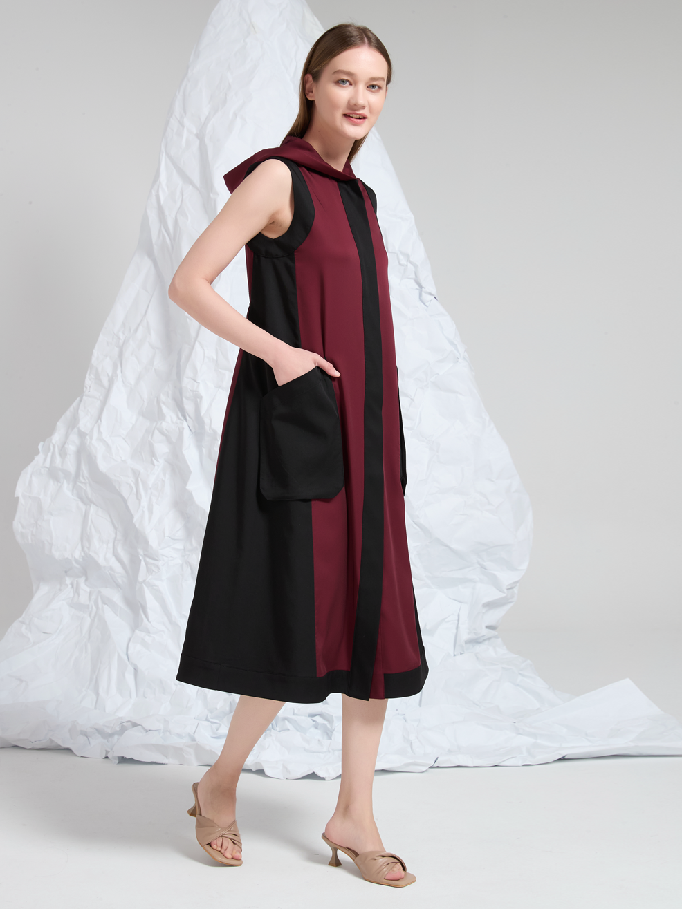 HODDIE CONTRAST MIDI DRESS