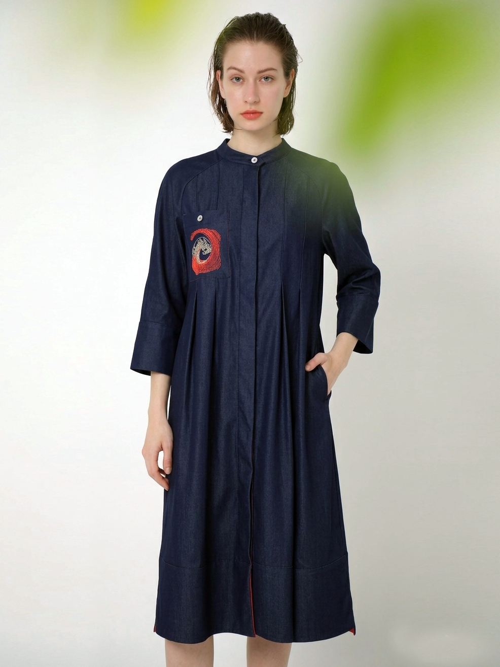 EMBROIDERED POCKETED MINI DRESS