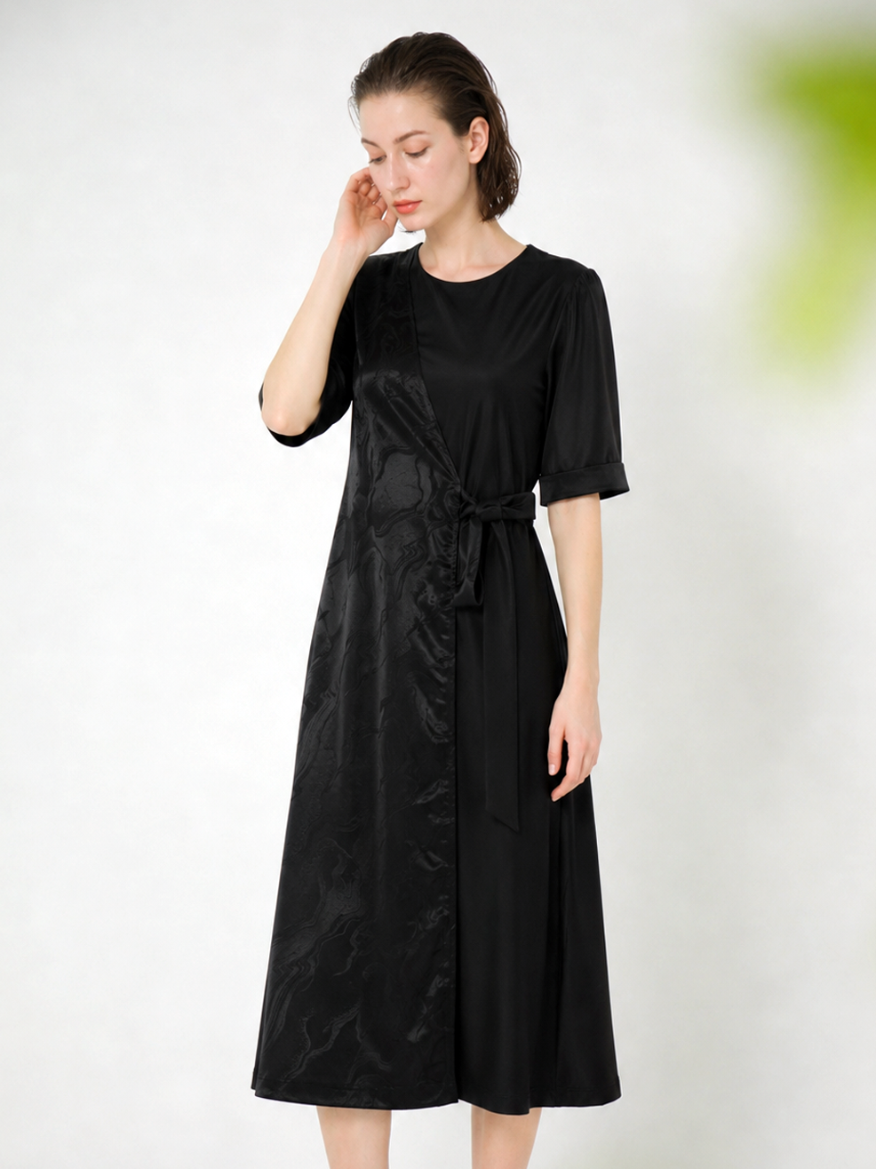 JACQUARD WAIST-TIE JERSEY MIDI DRESS
