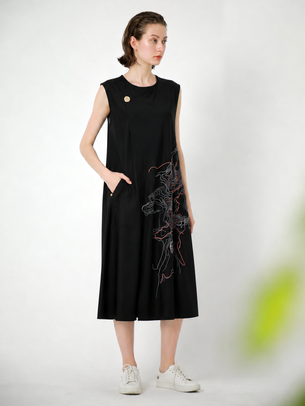EMBROIDERED JERSEY MIDI DRESS
